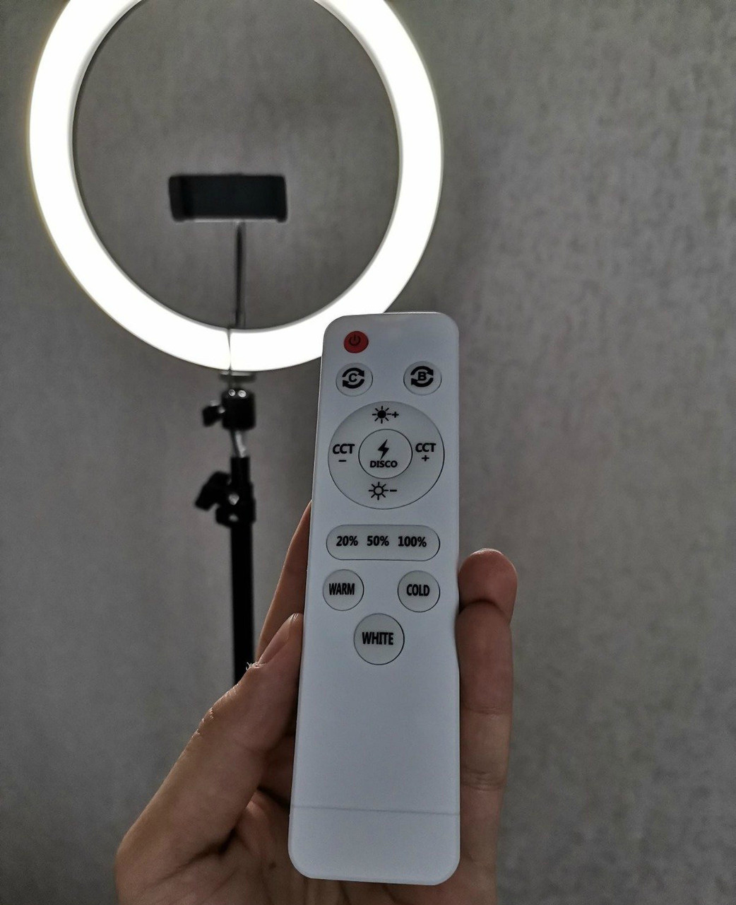 Кільцева LED лампа із пультом, 36 см | Світлодіодне селфі кільце для зйомок - мініатюра 7