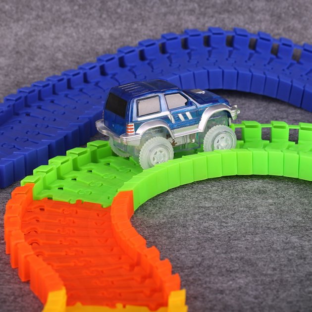 Дитячий набір MAGIC TRACKS 360 Mega Set Гнучка іграшкова дорога - автотрек конструктор + 2 машинки - мініатюра 4