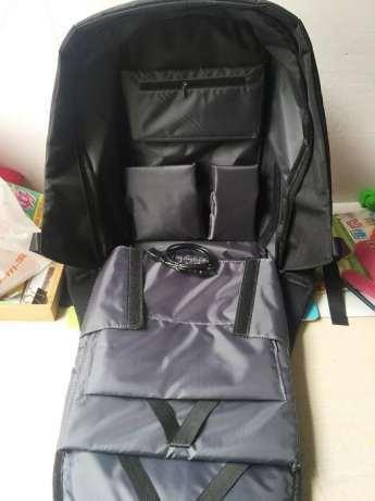 Рюкзак Bobby Антикрадій сірий з USB портом - мініатюра 3