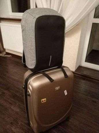 Рюкзак Bobby Антикрадій сірий з USB портом - мініатюра 5