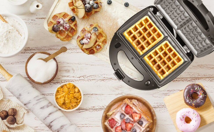 Сендвічниця – мультимейкер DOMOTEC MS-7704 4 в 1: Бутербродниця / Вафельниця / Гриль / Горішниця - мініатюра 3