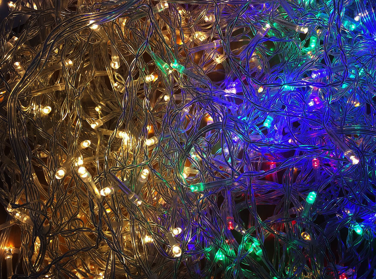 Гірлянда штора Водоспад на вікно Теплий білий колір свічення, 3х2м 240 LED з конектором - мініатюра 8