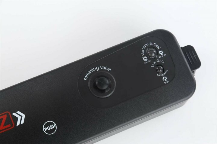 Побутовий вакууматор Vacuum Sealer ZKFK-001 Вакуумний пакувальник продуктів - мініатюра 2