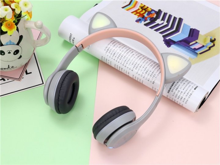 Дитячі бездротові Bluetooth навушники Cat Y47 з мікрофоном та котячими вушками, що світяться - мініатюра 4