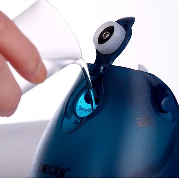 Відпарювач ручний вертикальний HAEGER HG-1269 Портативна парова праска ∙ Швидке нагрівання ∙ 1370W - мініатюра 2