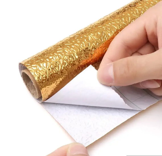 Фольга - самоклейка 'Золото' 300 х 60 см ∙ Самоклеюча захисна фольга плівка для кухонних та інших поверхонь, стійка до жиру, води та високих температур - мініатюра 3