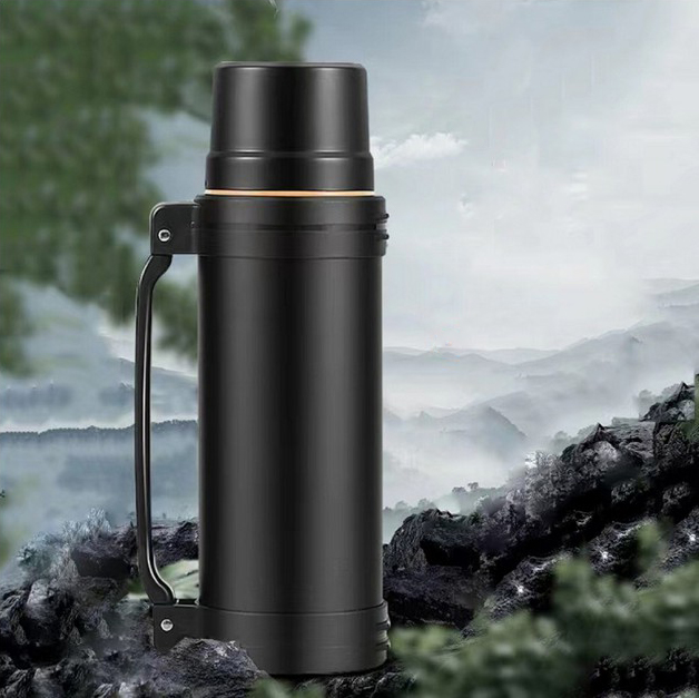 Термос DayDays A250 з нержавіючої сталі, 2.5 л · Туристичний термос – пляшка з вакуумною кришкою та ручкою для перенесення