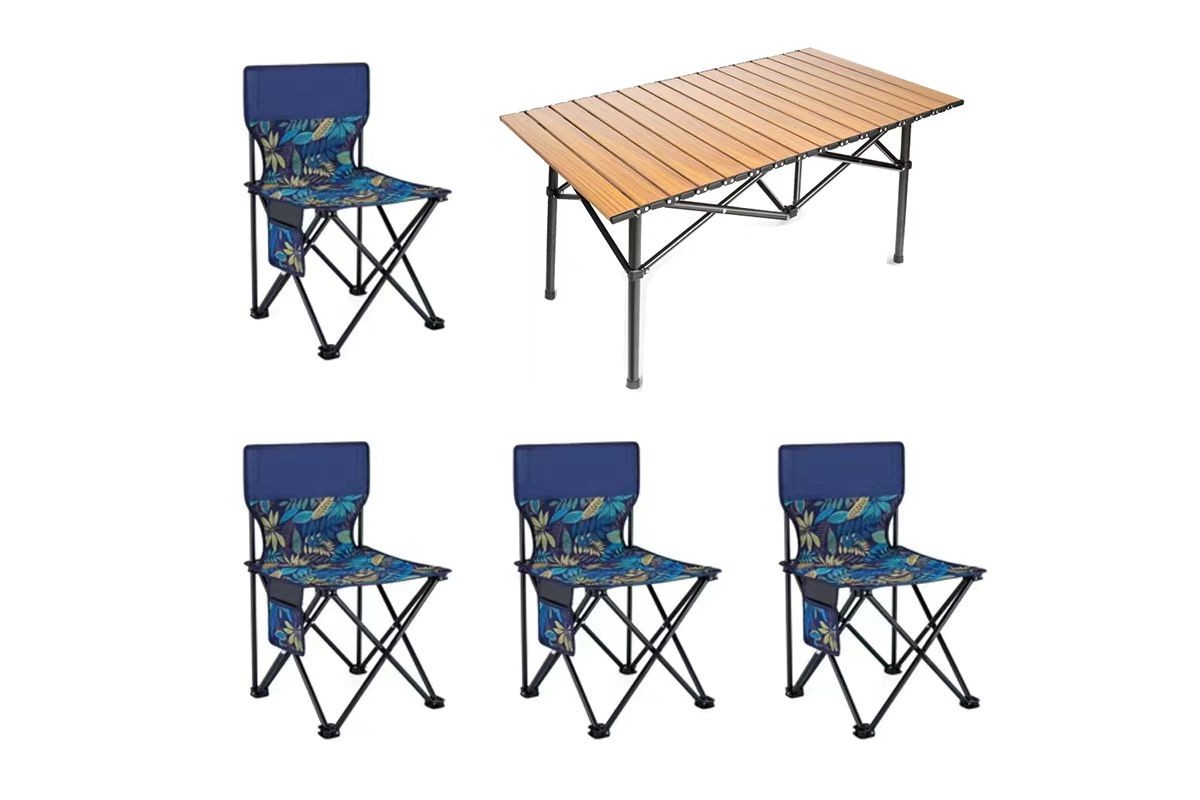 Набір складних меблів Стіл + 4 стільці для туризму, кемпінгу та відпочинку · Металевий каркас