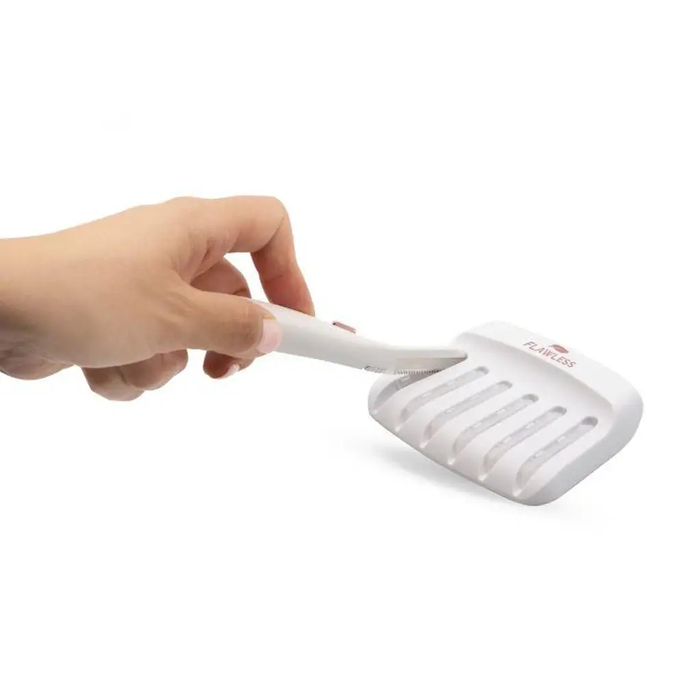 Портативний тріммер-епілятор для обличчя від батарейок Flawless Dermaplane - мініатюра 3