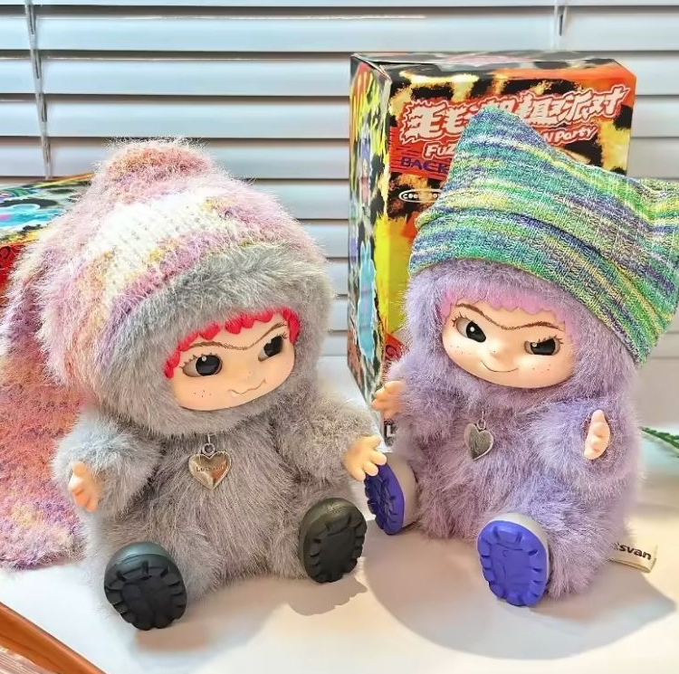 М'яка іграшка-брелок Wakuku 16 см у коробці з колекції Season 1 - мініатюра 10