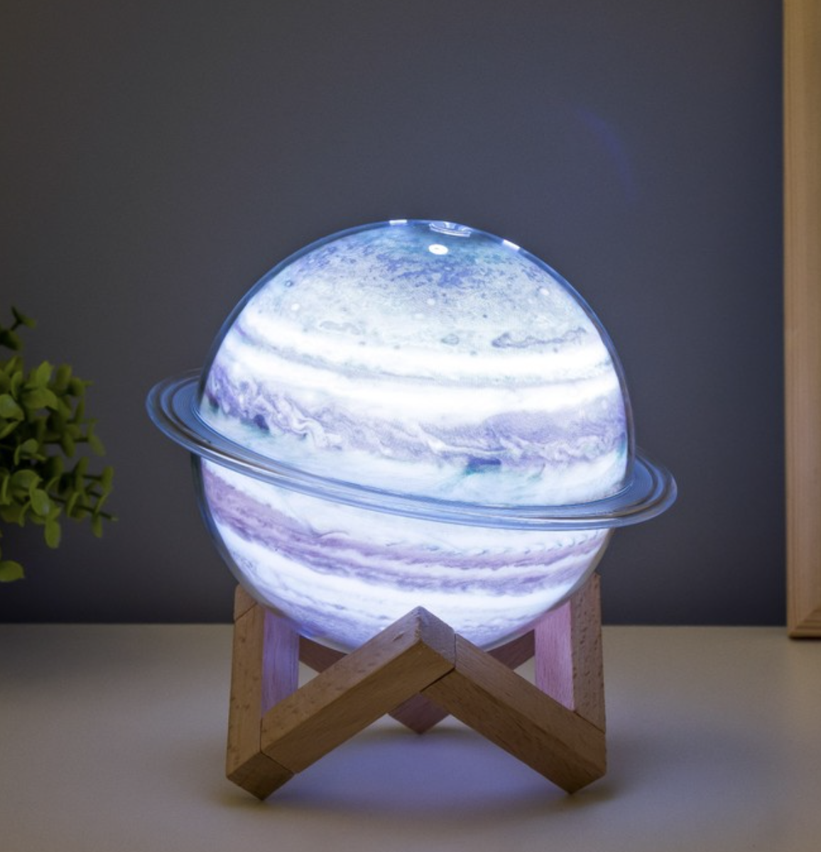 Зволожувач повітря у формі планети з підсвічуванням - мініатюра 9