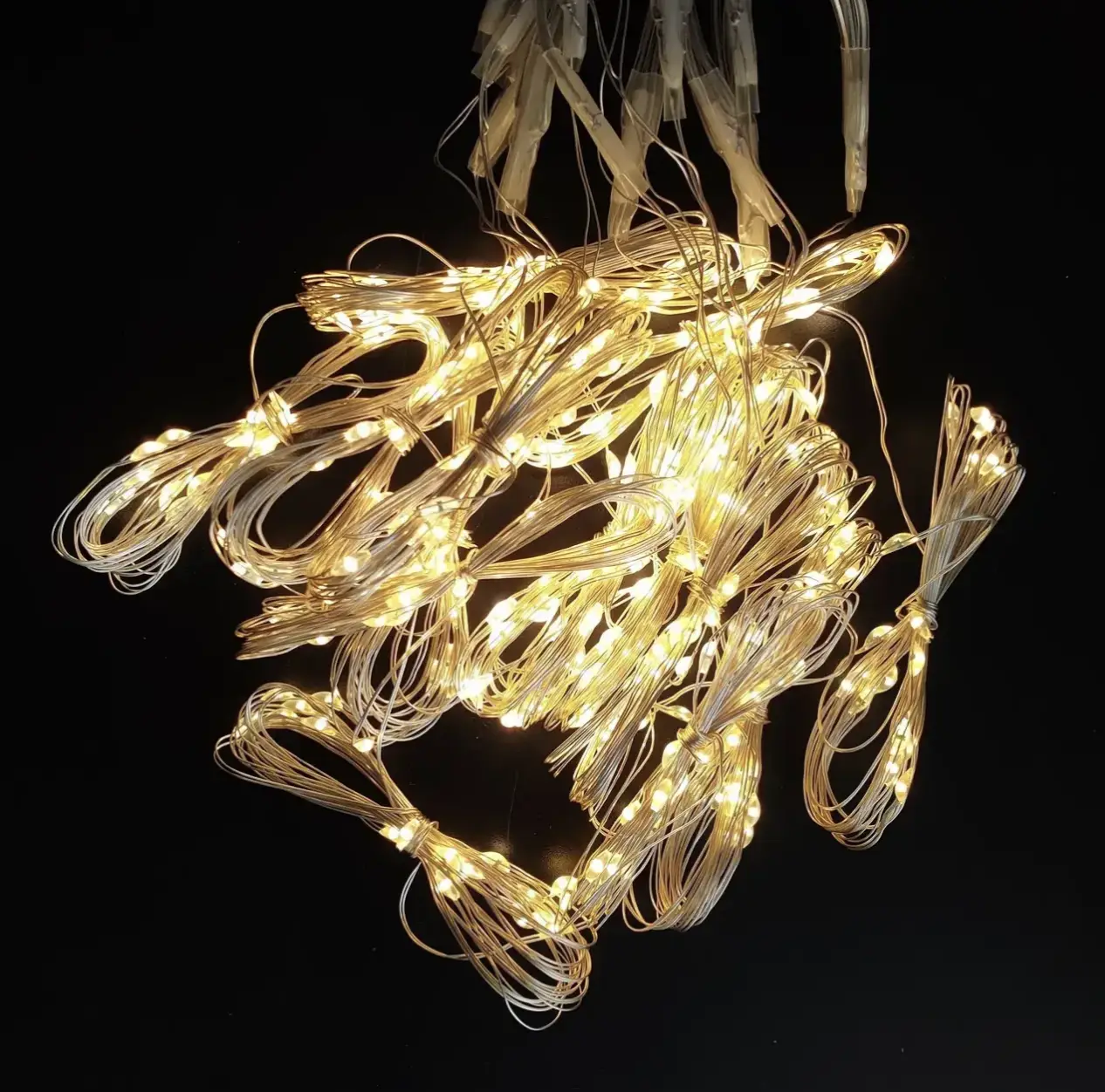 Гірлянда ШТОРА 2×2 м 200 LED Тепле світло XL-85-20 ∙ Світлодіодна штора 200 ламп 2×2 м XL-85-20 - мініатюра 4