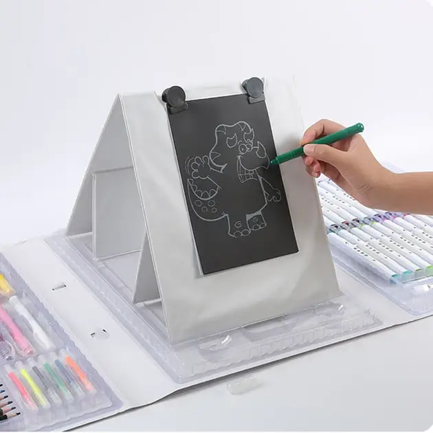 Дитячий набір на 98 предметів для малювання 007 з мольбертом у кейсі ∙ Набір для творчості Мольберт 007 – 98 предметів - мініатюра 3