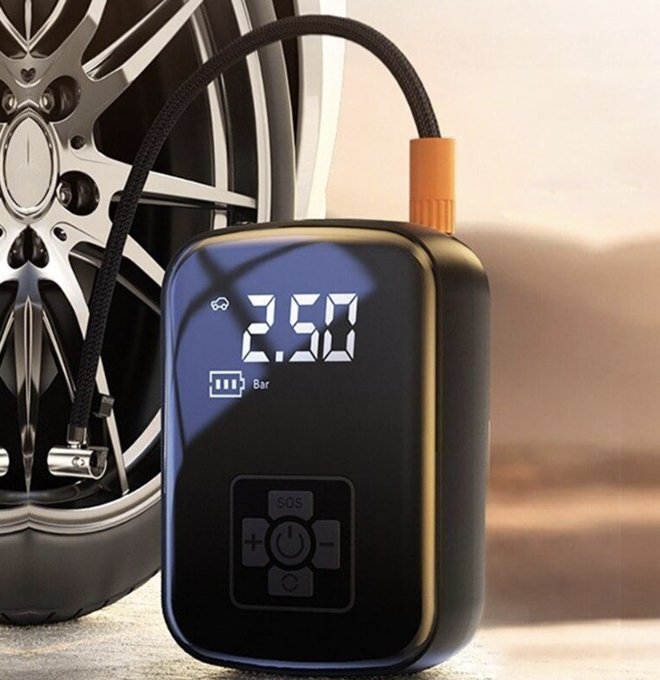 Портативний акумуляторний компресор з дисплеєм та ліхтариком ∙ Насос для шин автомобіля мотоцикла і велосипеда з цифровим дисплеєм - мініатюра 6