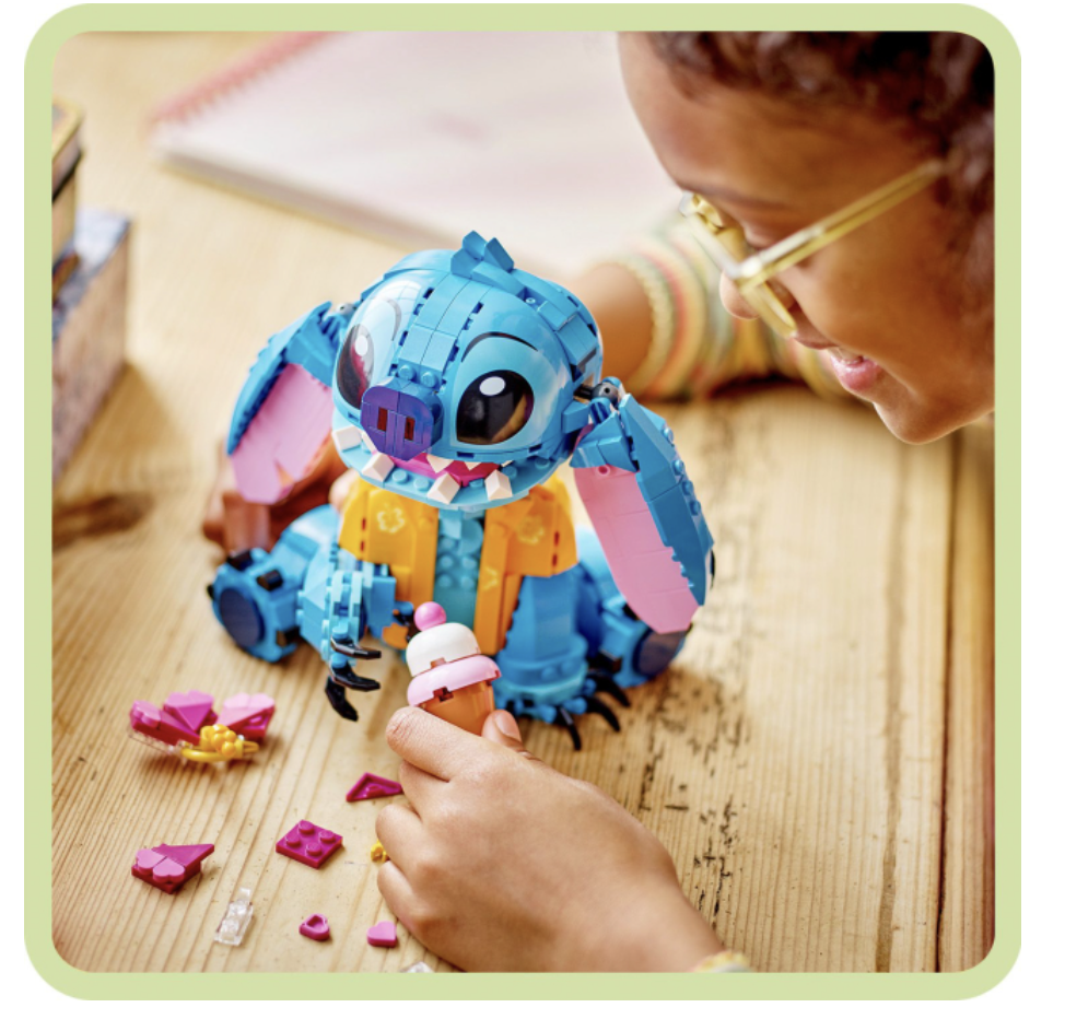 Конструктор LEGO Disney Classic Стіч 730 деталей ∙ Ігровий та демонстраційний набір Стіч LEGO Disney Classic - мініатюра 3