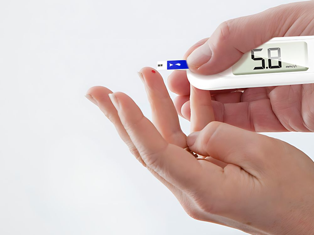 Вимірювач рівня глюкози в крові Глюкометр + 50 тестів від батарейки HH-XT520 ∙ Прилад для вимірювання цукру HH-XT520 - мініатюра 6