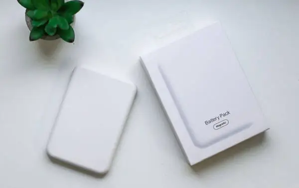 Мобільний зарядний пристрій MagSafe Battery Pack 10000 mAh 22.5 W ∙ Компактний MagSafe 10000 mAh 22.5 W павербанк для iPhone - мініатюра 3