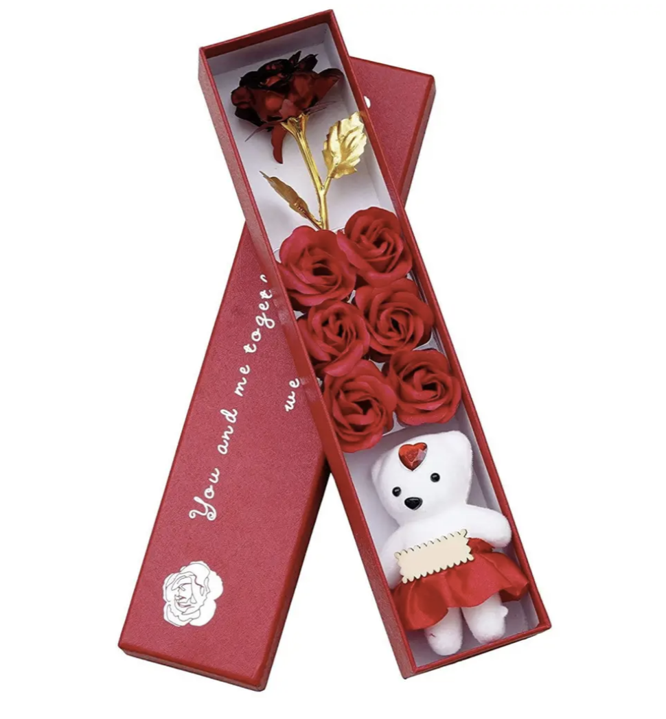Подарункова коробка з трояндами та ведмедиком Квітковий подарунок ∙ Квітковий набір із мила