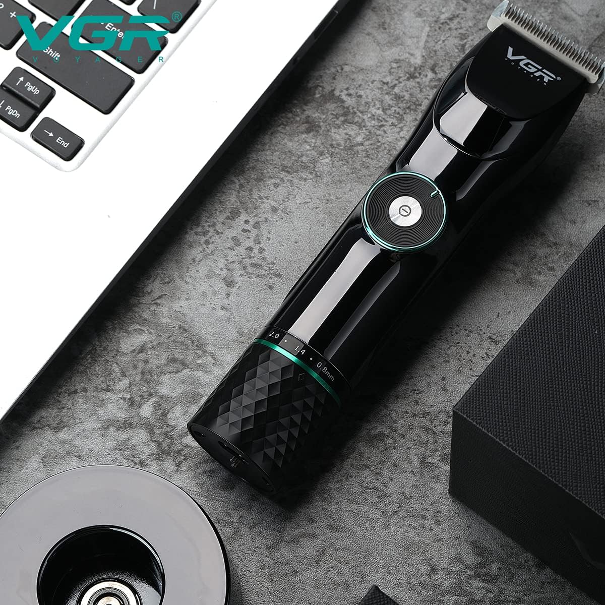 Машинка для стрижки VGR V-256 з Т-подібним ножем і автономністю до 400 хвилин - мініатюра 9