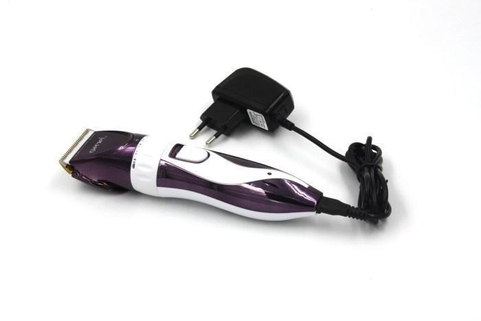 Професійна машинка для стрижки GEMEI GM6062 ∙ 2 акумулятори, 4 насадки в комплекті