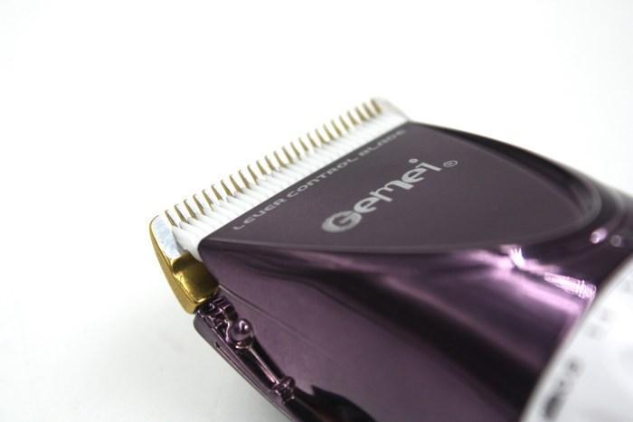 Професійна машинка для стрижки GEMEI GM6062 ∙ 2 акумулятори, 4 насадки в комплекті - мініатюра 2