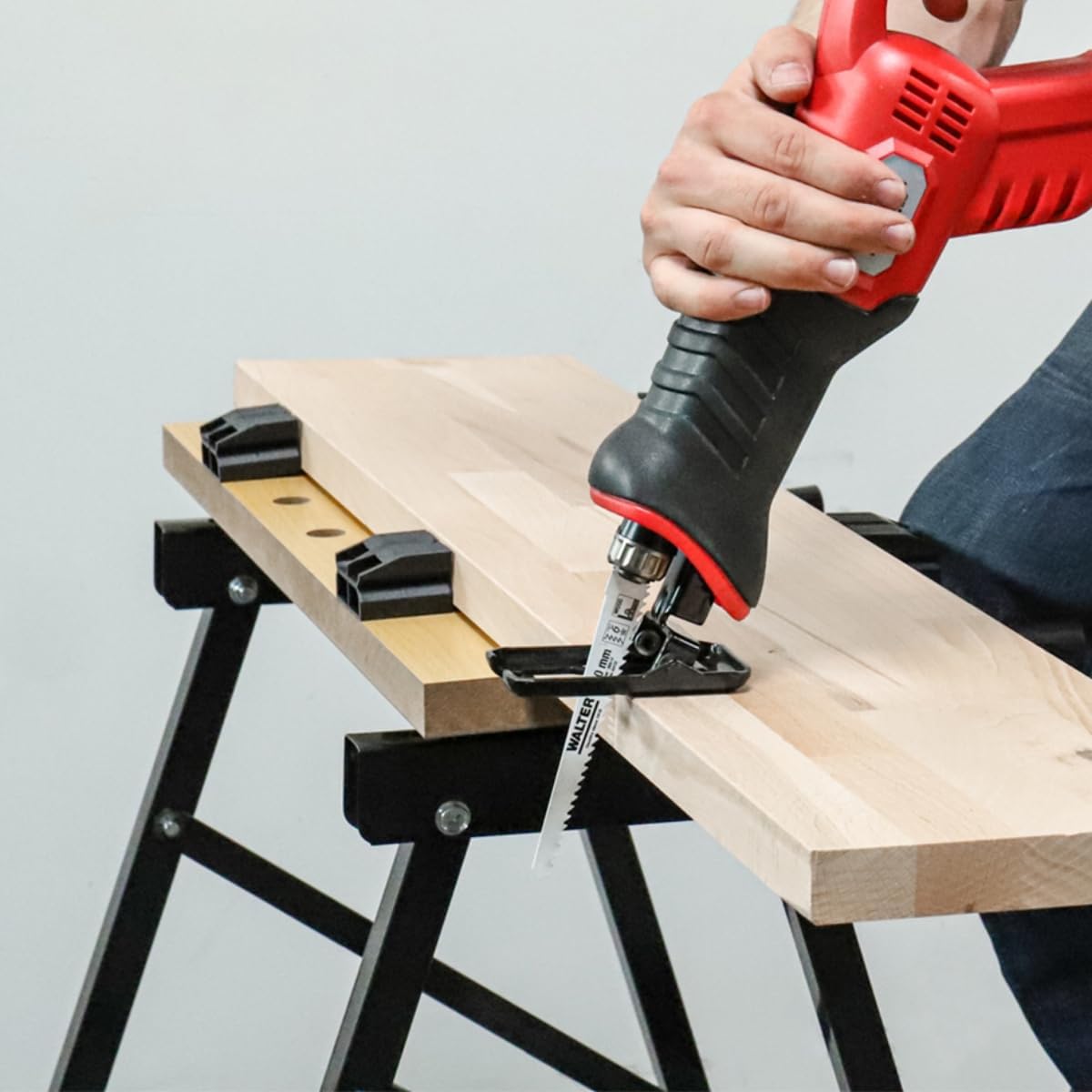 Складаний стіл-верстак Vorel FT для майстерні, виїзних робіт і фіксації заготовок - мініатюра 3