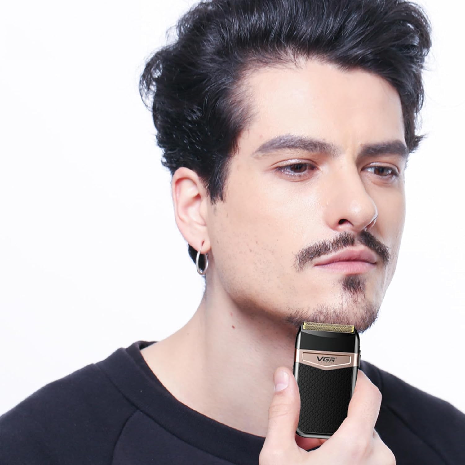 Бритва VGR V-331 для сухого і вологого гоління в дорозі і вдома - мініатюра 2