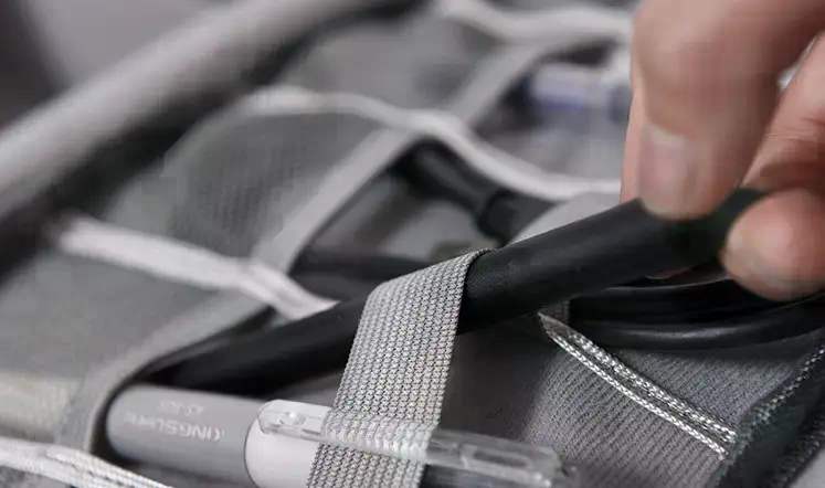 Дорожній органайзер для кабелів, зарядок і електронних дрібниць - мініатюра 8