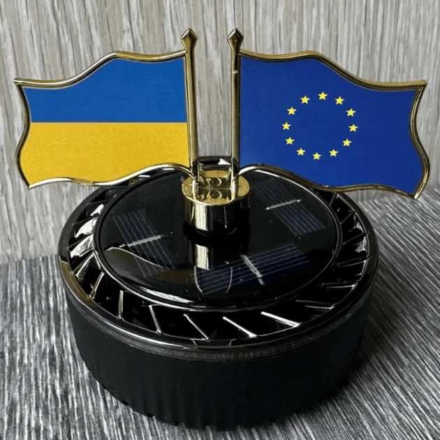 Автомобільний ароматизатор-дифузор “Прапори” на сонячній батареї - мініатюра 2