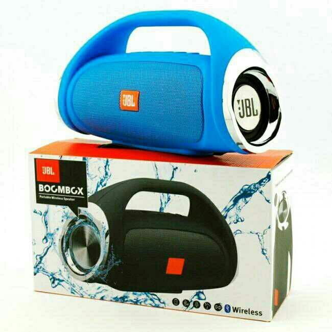 Музична колонка JBL Small BOOMBOX бездротова портативна з Bluetooth та функцією speakerphone - мініатюра 2