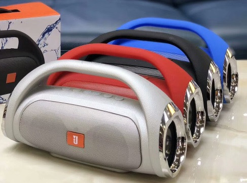 Музична колонка JBL Small BOOMBOX бездротова портативна з Bluetooth та функцією speakerphone - мініатюра 4