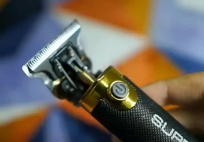 Машинка для стрижки VGR V-082 для волосся та бороди - мініатюра 9