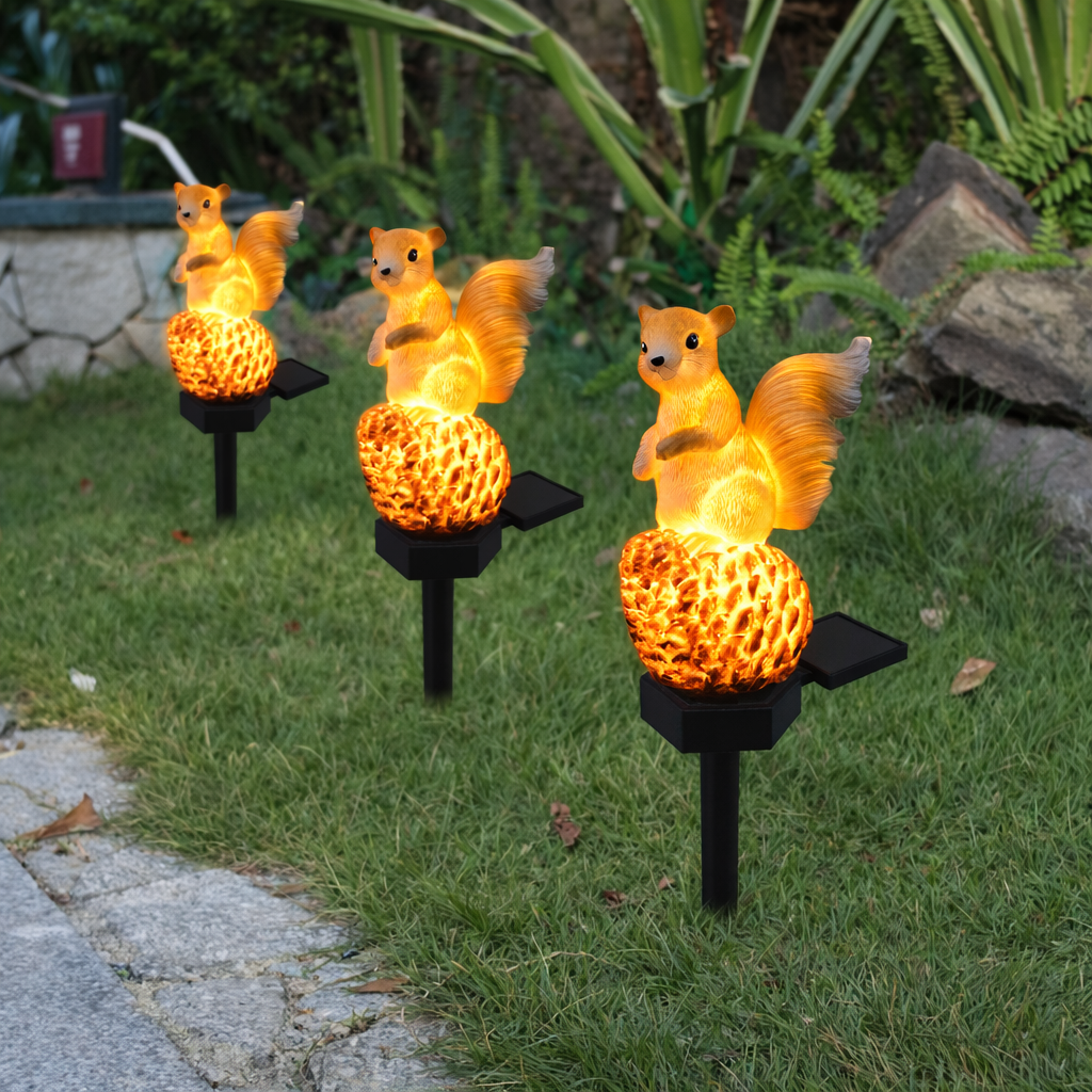 Садовий ліхтар на сонячній батареї Білка на шишці - мініатюра 7