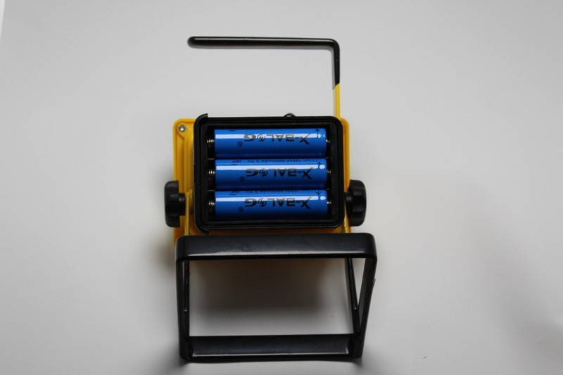 Прожектор переносний D15 ∙ Ручний переносний вологозахищений LED ліхтар ∙ Портативне світло - мініатюра 3