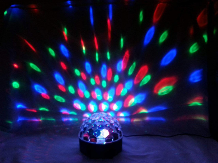 Світлодіодний диско шар Led Party Light Magic Ball RGB кольорова музика з пультом ДУ - мініатюра 4
