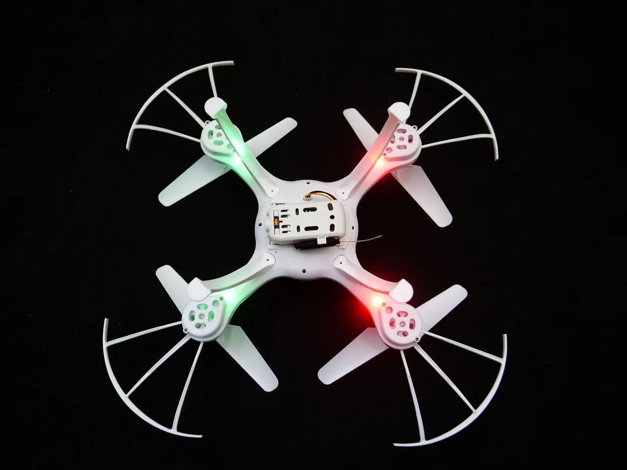 Квадрокоптер QY66-X05 Літаючий дрон з WiFi камерою на пульті керування